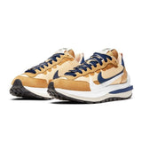 Sacai x Nike Vaporwaffle 卡其 - HADNUS